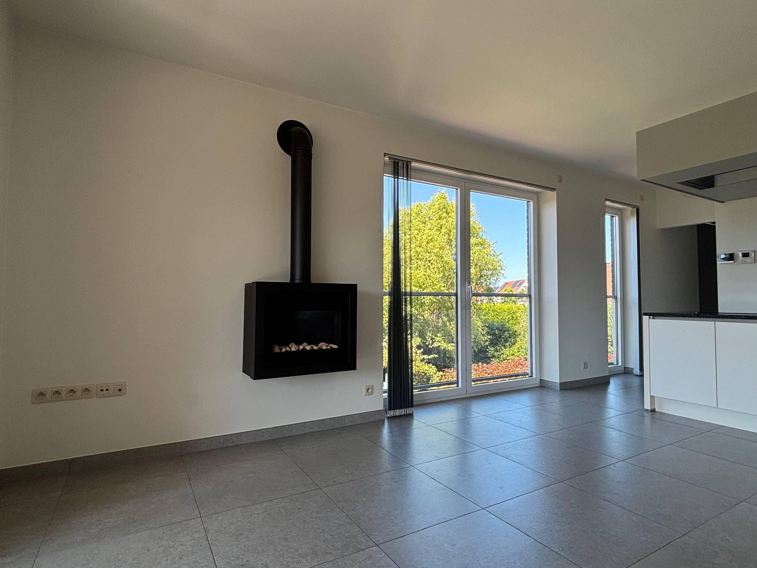 Ruim appartement met 3 slaapkamers en terras in Zottegem - foto 4
