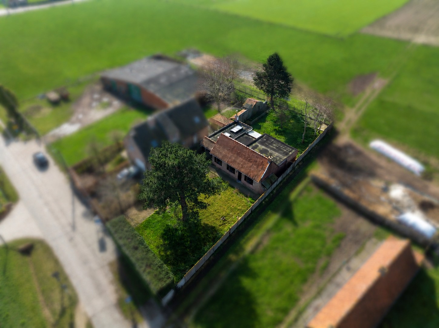 Perceel van 886 m² op zeer rustige locatie - foto 4