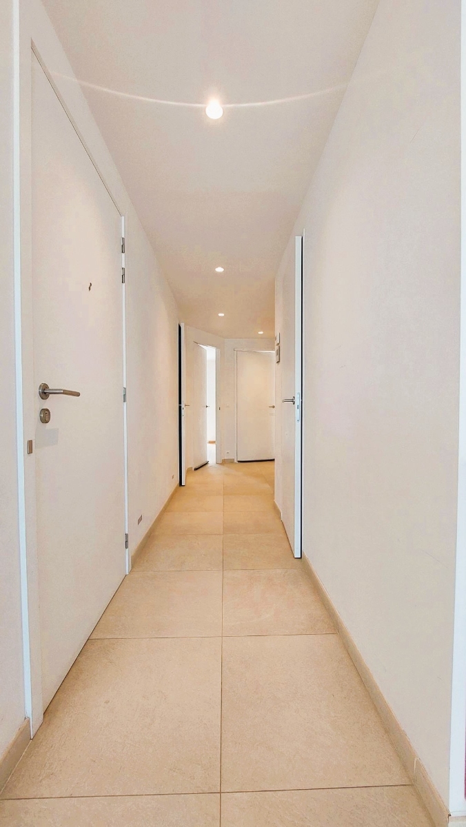 Instapklaar appartement in centrum Bredene met 2 slaapkamers en 2 terrassen. - foto 5