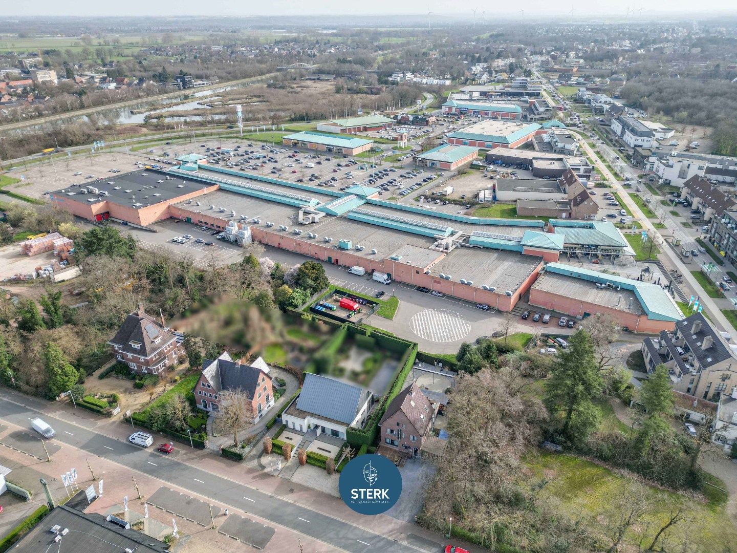 HANDELSPAND MET APPARTEMENT OP TOP LOCATIE TE MAASMECHELEN ! - foto 4