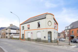 Meer info, documenten, virtuele rondleiding terug te vinden op JUNOvastgoed.be!Strategisch gelegen gezellig appartement met 1 slaapkamer. Gelegen in...