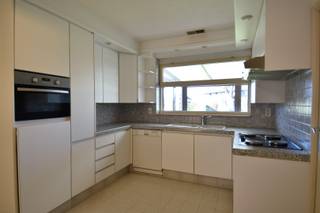 In een aangename en residentiële buurt in Wevelgem bevindt zich deze verzorgde gelijkvloerse woning op een prachtig perceel van meer dan 1.000...