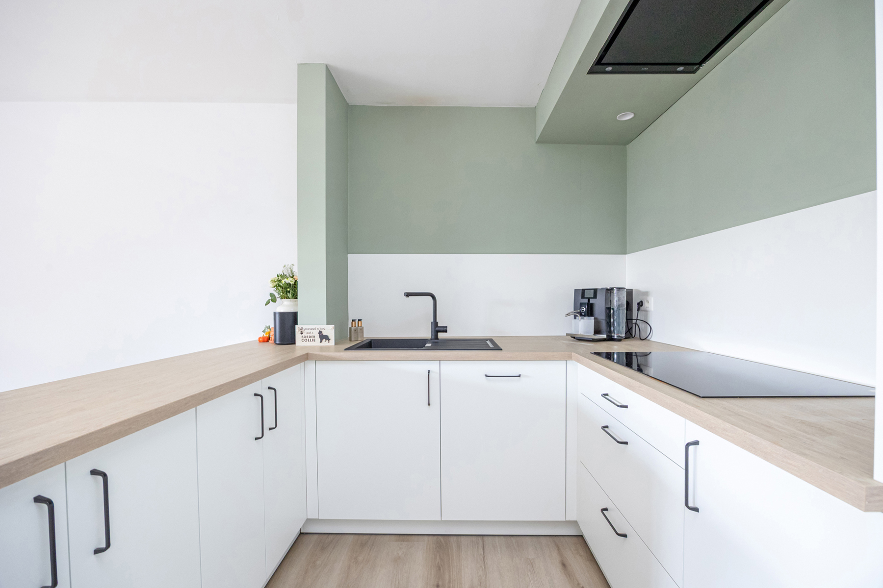 Gerenoveerd appartement met terras in centrum Kasterlee - foto 3