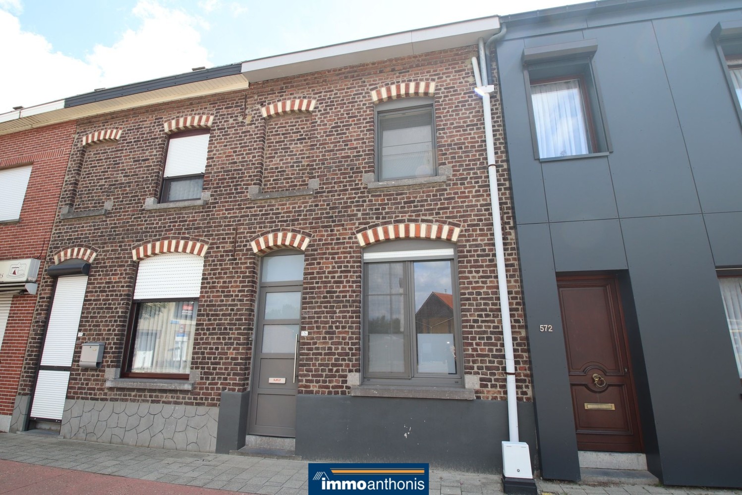 Woning met tuin &amp; achteringang - photo 1