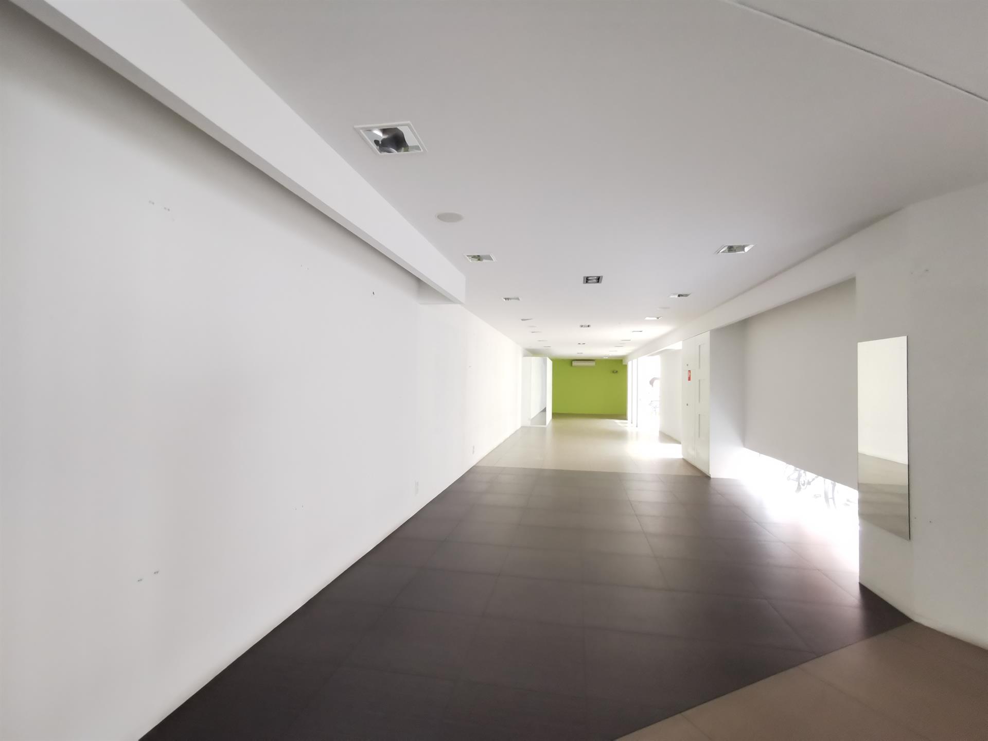 Commercieel te huur in Turnhout - foto 3