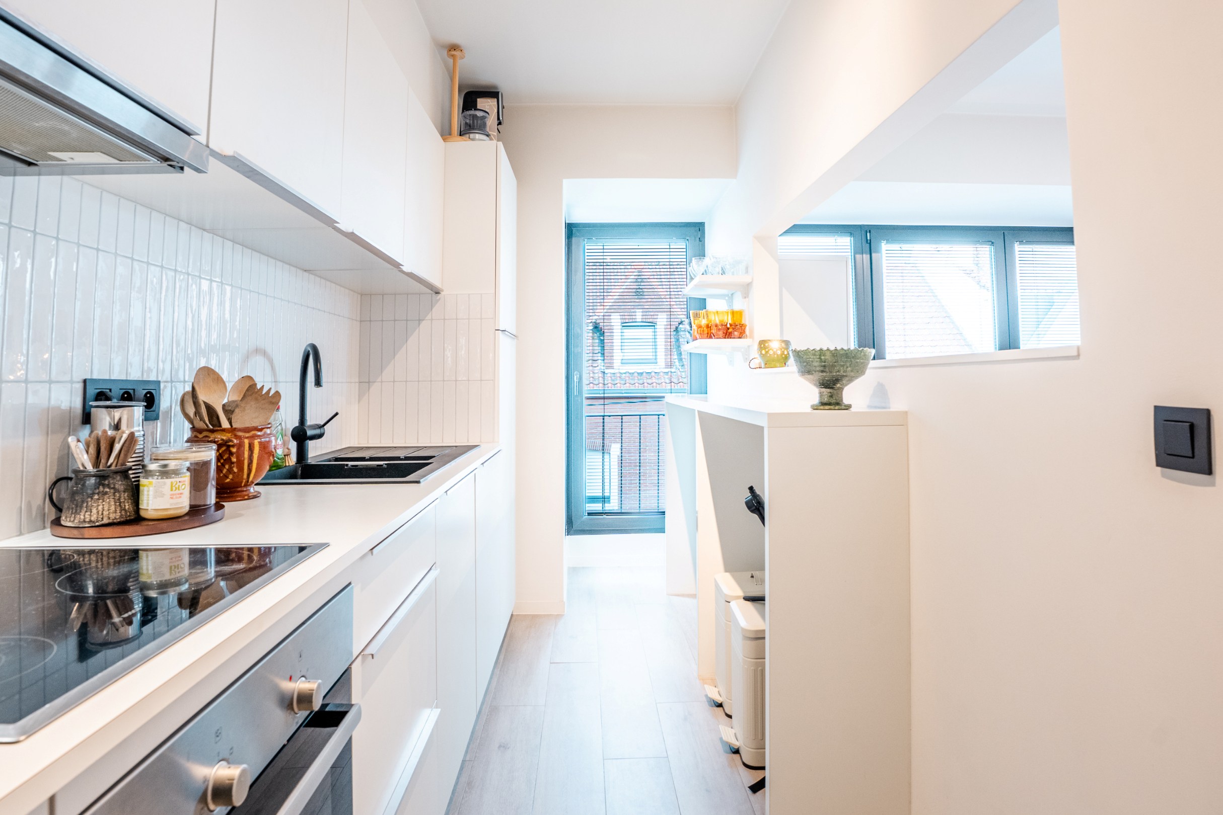 Top afgewerkt appartement met 2 slaapkamers en garage! - foto 3