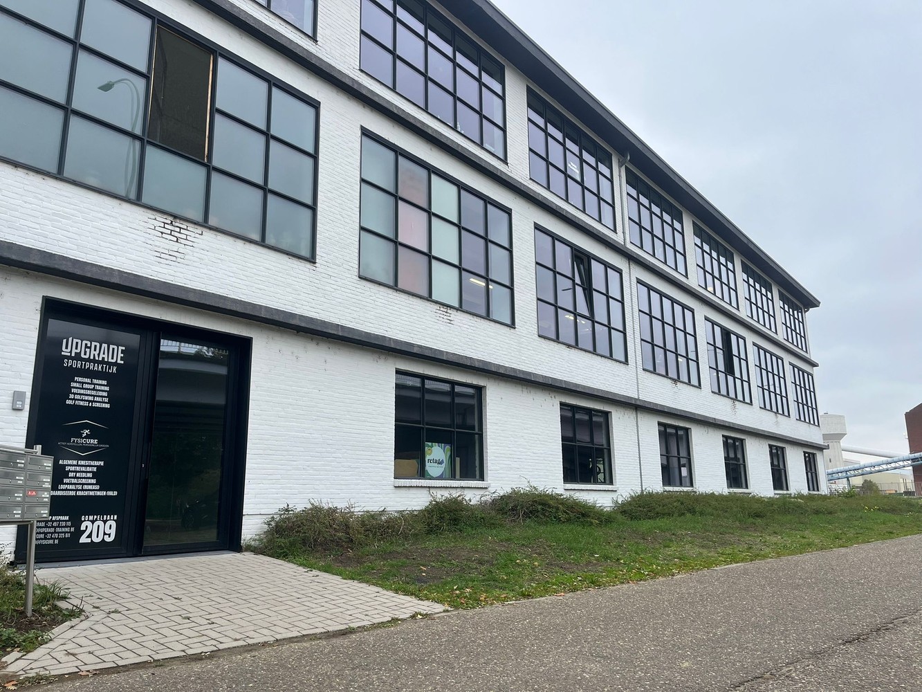 Commercial à louer à Mol - photo 3