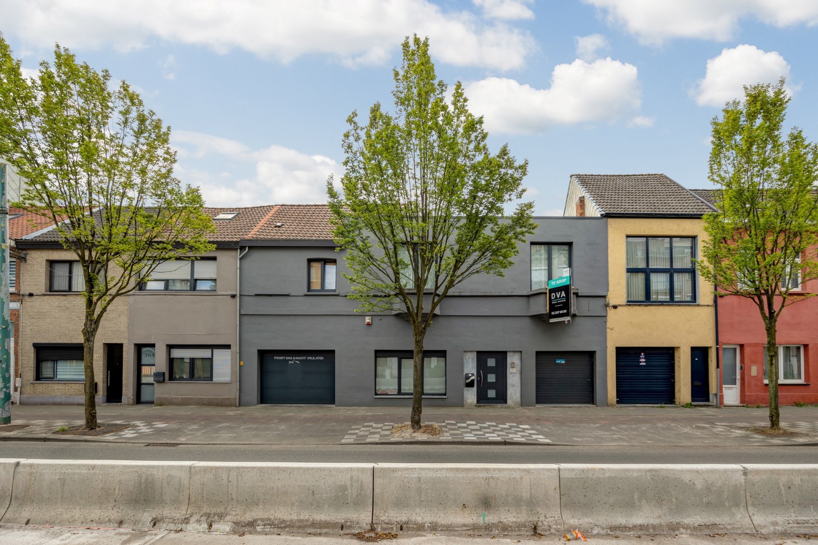 Ruime woning met magazijn en ruim dakterras te Hoboken! - foto 1