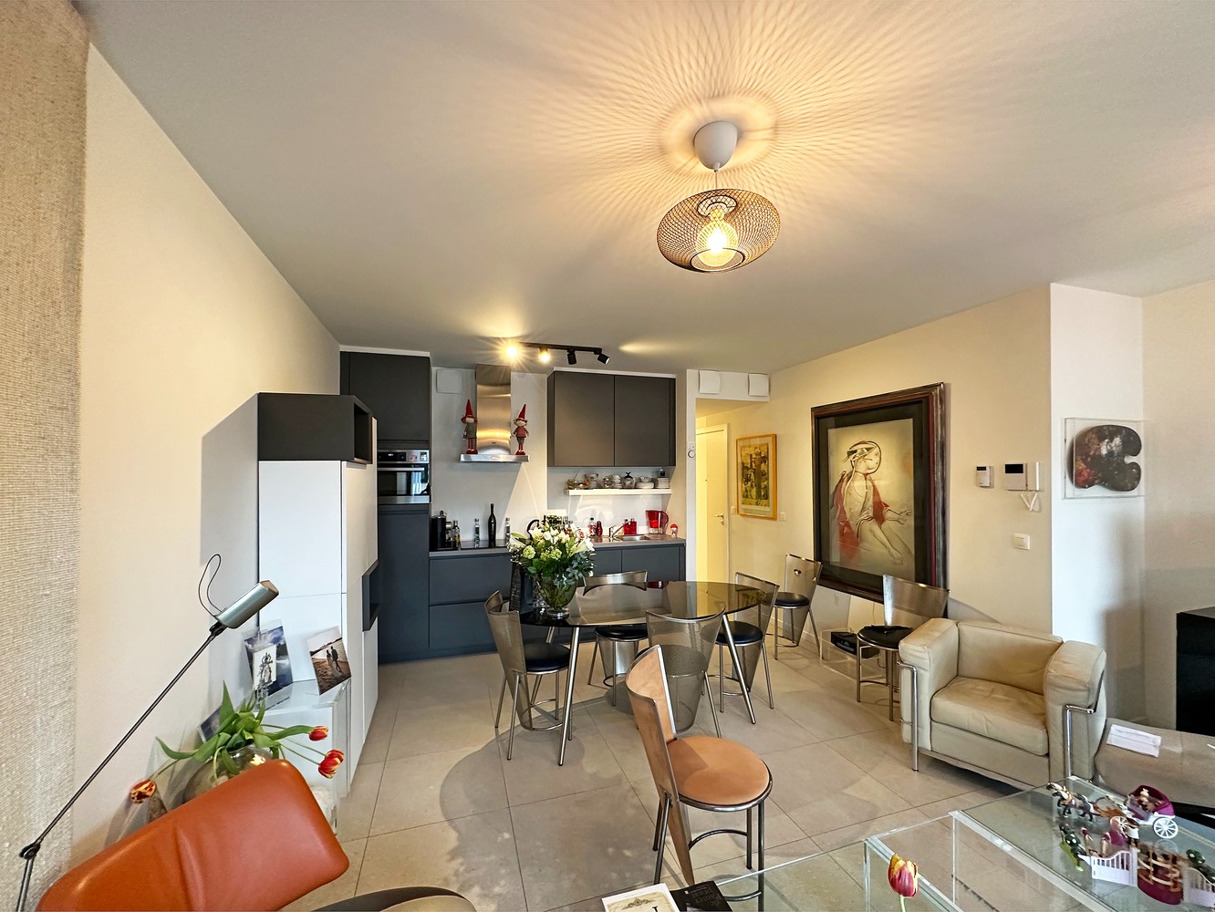 Zeer modern appartement met 2 slaapkamers en terras + overdekte autostaanplaats te Deurne! - foto 5