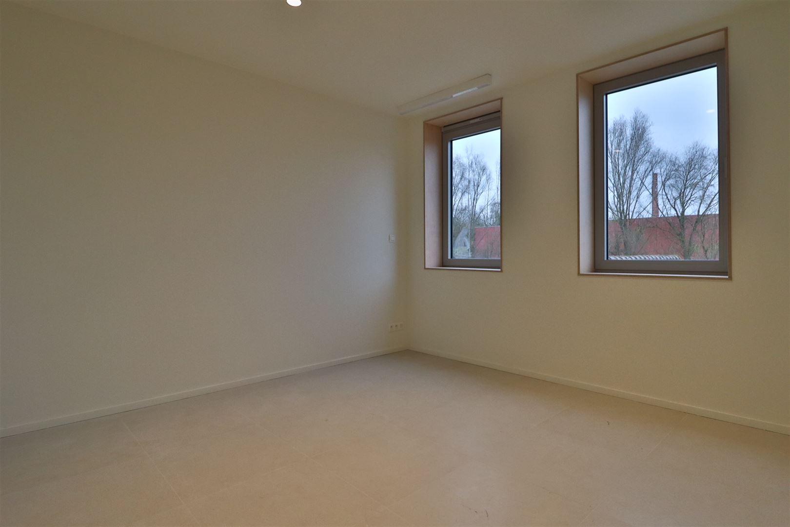 Appartement à vendre à Courtrai avec 4 chambres - photo 2