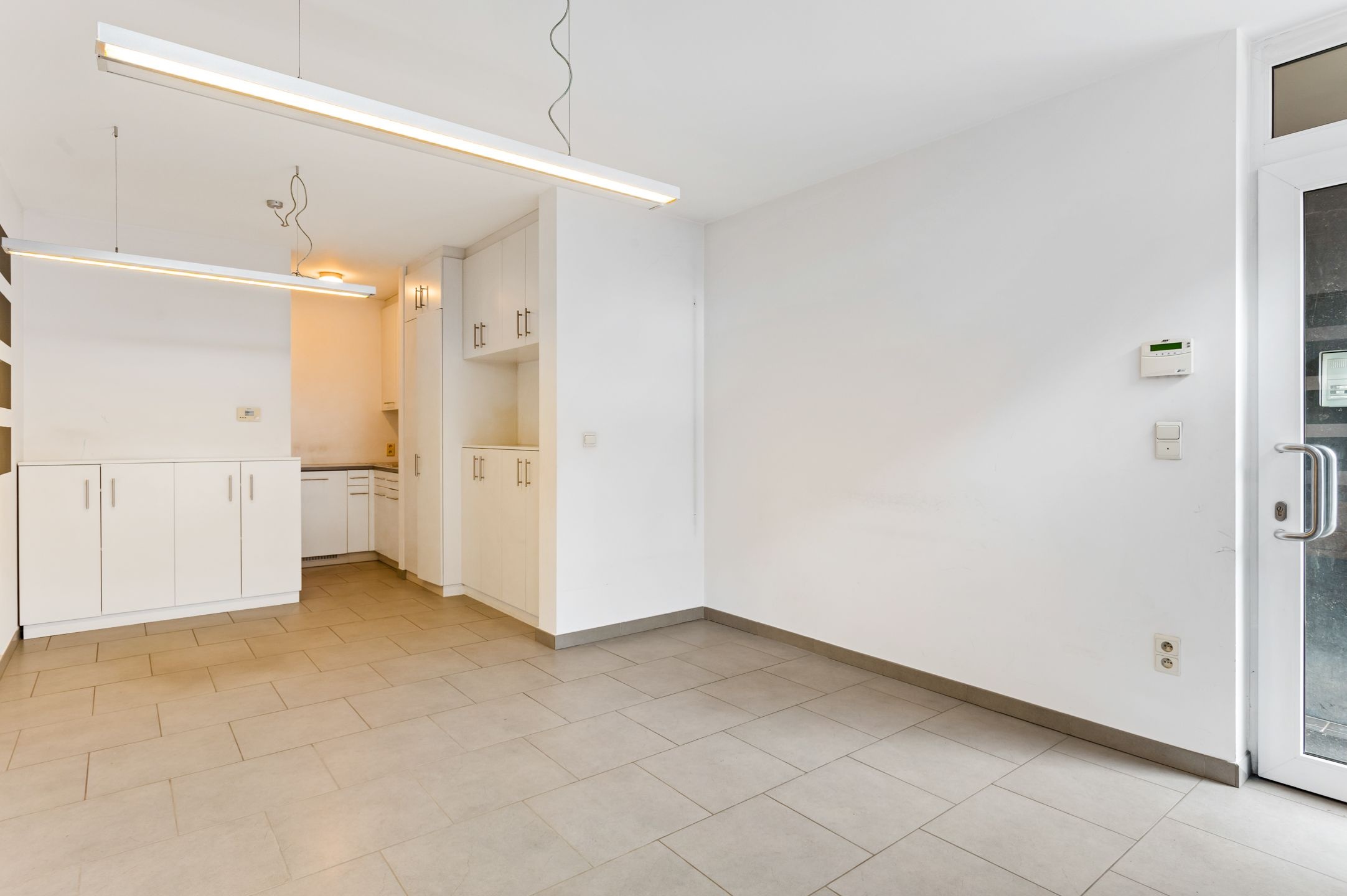 Commercial for rent in Brasschaat - photo 3