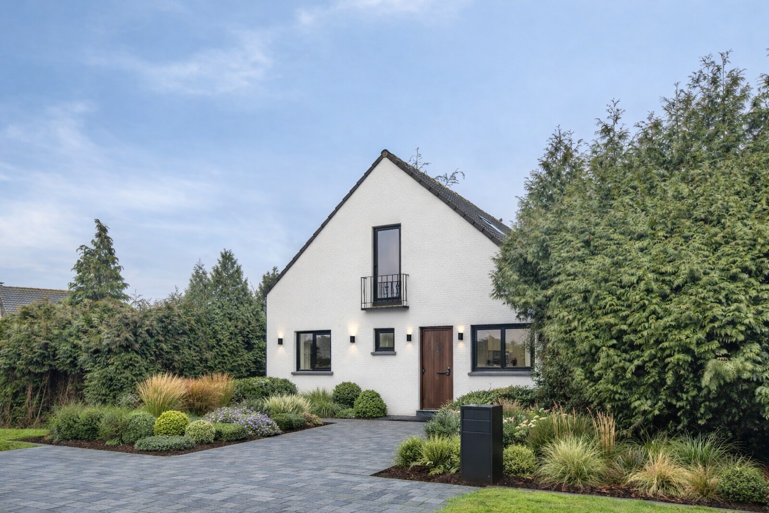 Op te frissen woning met veel potentieel - foto 2