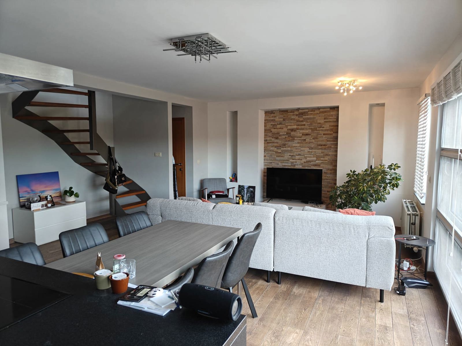 2 slaapkamer appartement met aparte garage - foto 2