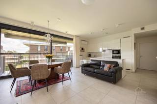 APPARTEMENT CLÉ EN MAIN DANS LE PROJET RÉSIDENTIEL TRÈS PRISÉ THE MILLS À EDEGEM Bienvenue dans cet appartement aux finitions élégantes situé dans le...