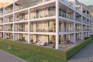 <p><strong>Residentie Scaldia</strong><br />Residentie Scaldia is een modern nieuwbouwproject met 47 stijlvolle appartementen, gelegen op een toplocatie op wandelafstand van de Schelde. Hier geniet je van de rust en gezelligheid van wonen aan het water, met tal van eetgelegenheden en de dorpskern van Temse vlakbij. Een avondwandeling langs de Schelde? Die begint gewoon bij je voordeur!</p>
<p><strong>Comfortabel en energiezuinig wonen</strong><br />Dit nieuwbouwproject biedt appartementen met 1, 2 of 3 slaapkamers, allen voorzien van een ruim, zuidelijk georiënteerd terras. De woningen zijn energiezuinig en comfortabel, uitgerust met vloerverwarming, een warmtepomp, een veiligheidsdeur en meer. Elk appartement beschikt over een eigen kelderberging en er is een fietsenruimte beschikbaar.</p>
<p><strong>Appartement op het gelijkvloers </strong><br />Dit nieuwbouwappartement op het gelijkvloers van Residentie Scaldia combineert licht en ruimte met een moderne indeling. Het appartement omvat een lichtrijke leefruimte, een bureauruimte en een open keuken. Verder zijn er twee ruime slaapkamers, een badkamer, een apart gastentoilet met handwasbakje en een praktische berging. De afwerking van keuken, badkamer en vloeren kan volledig worden afgestemd op uw persoonlijke voorkeuren, zoals voorzien in het lastenboek.</p>
<p><strong>Vlot bereikbaar en perfect gelegen</strong><br />Met de E17, N16 en het centrum van Temse op een boogscheut, woon je in Scaldia op een uiterst goed bereikbare locatie. De combinatie van rust, comfort en gezelligheid maakt dit project een unieke woonbeleving.</p>
<p><strong>Contacteer ons</strong><br />Bel of mail ons vrijblijvend voor meer informatie of een afspraak via <strong>0492 80 38 59</strong> of <strong><span>thibaut</span><span>@brocor.be</span></strong>. Neem zeker een kijkje op onze site voor meer info.</p>