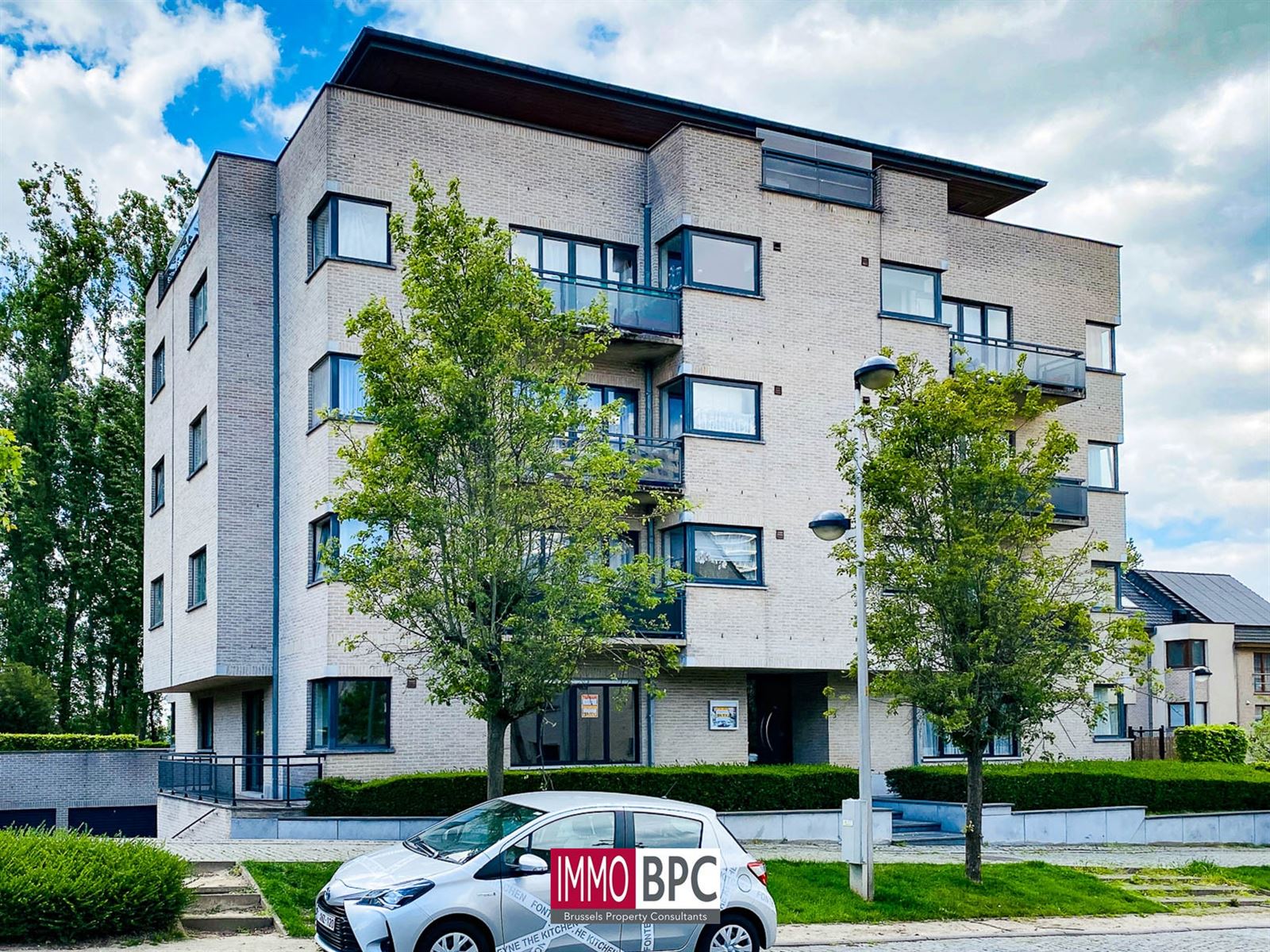 Investment property - mixed use residential - photo 3