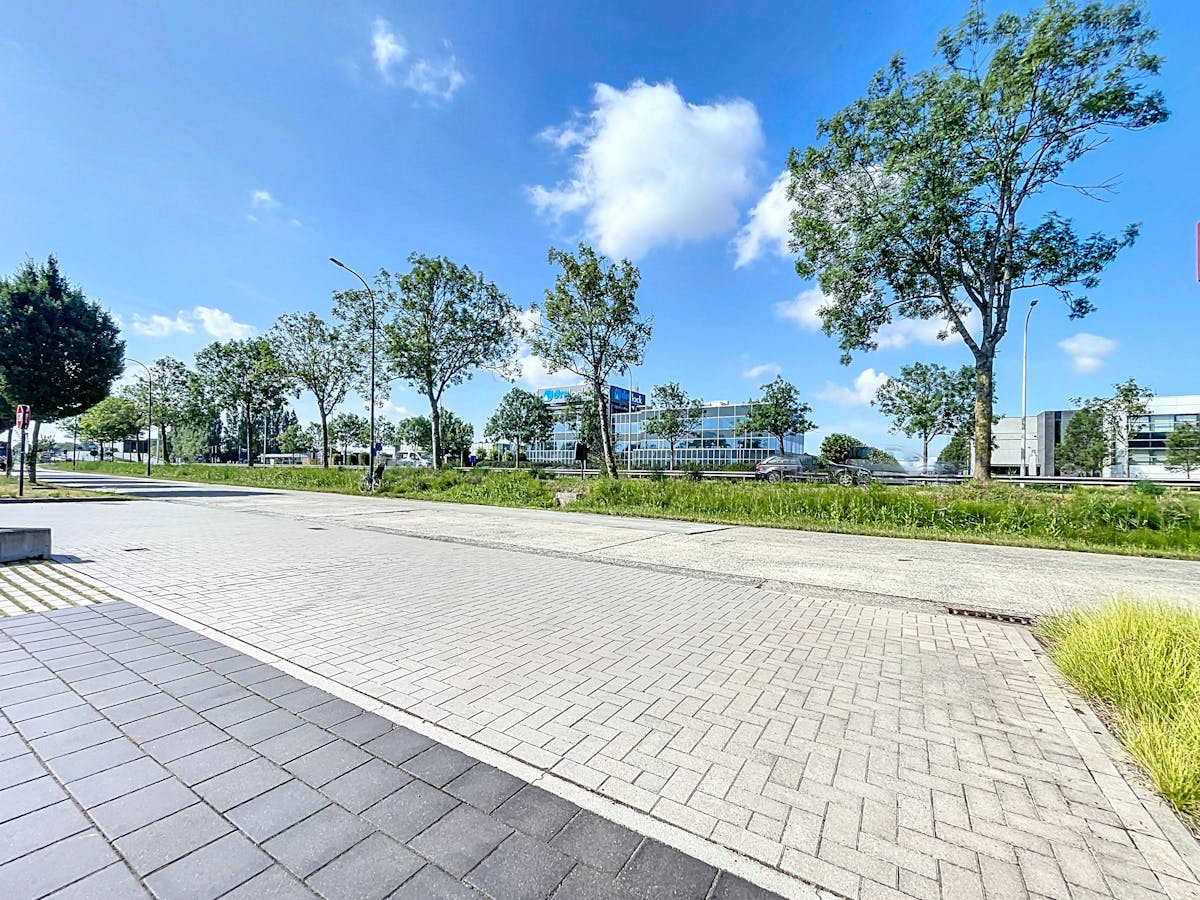 High- end nieuwbouw kantoor (333 m²) bij afrit E17 in Zele - foto 3