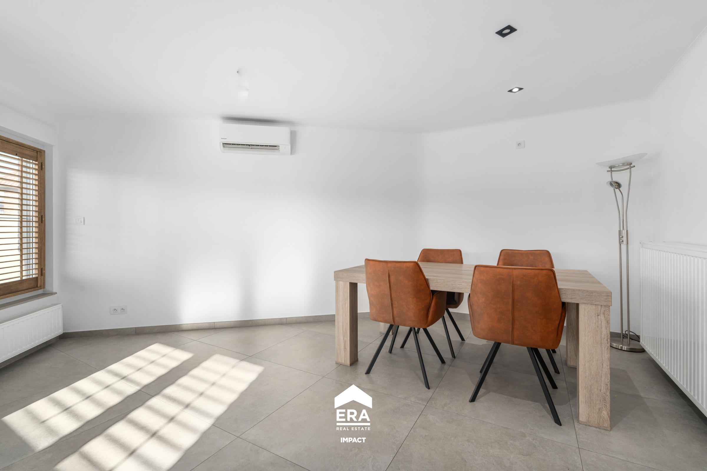 Instapklare woning met vrijstaande garage te Bree - foto 4