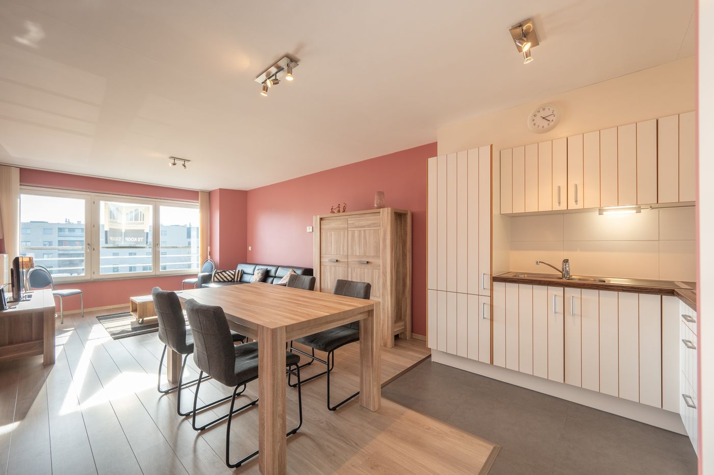 Ruim instapklaar twee-slaapkamer appartement te Zeebrugge - foto 3