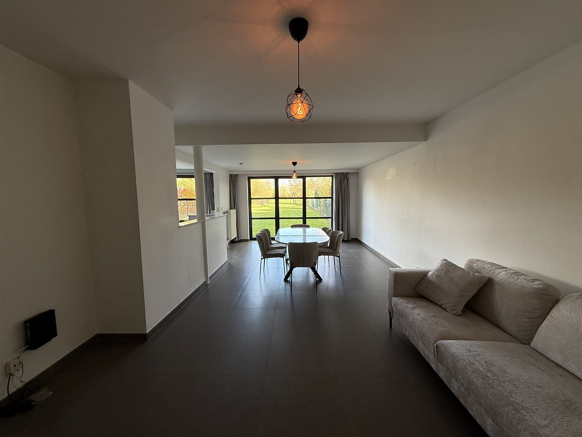 rez-de-Chaussée avec grand jardin - photo 3