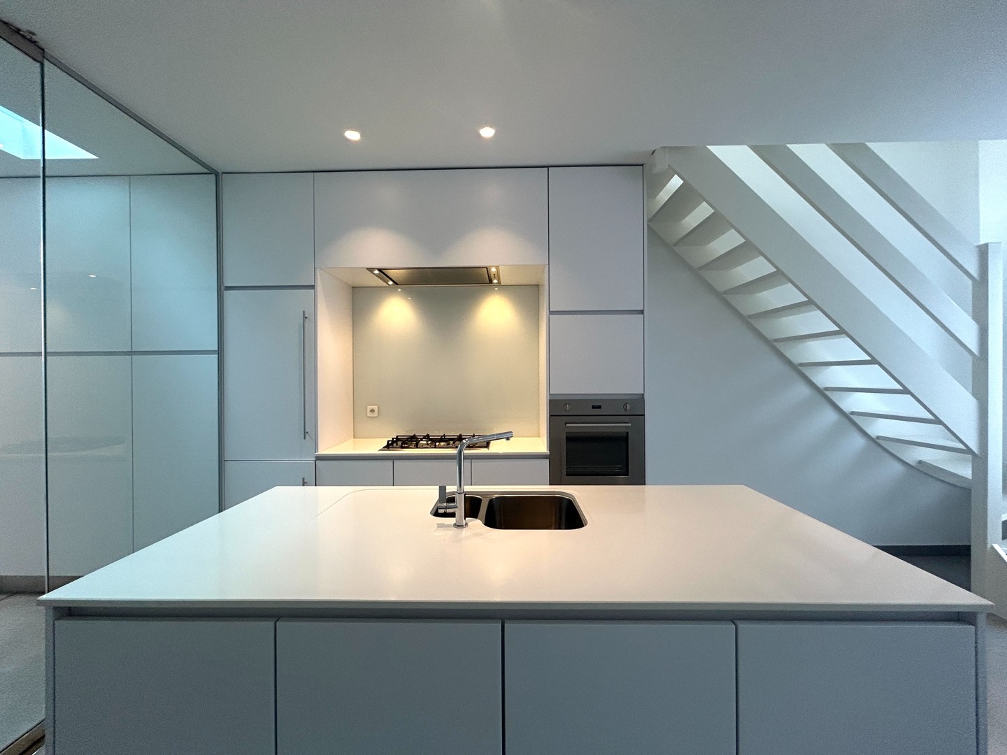 Instapklare stadswoning met zonneterras te Roeselare! - foto 2