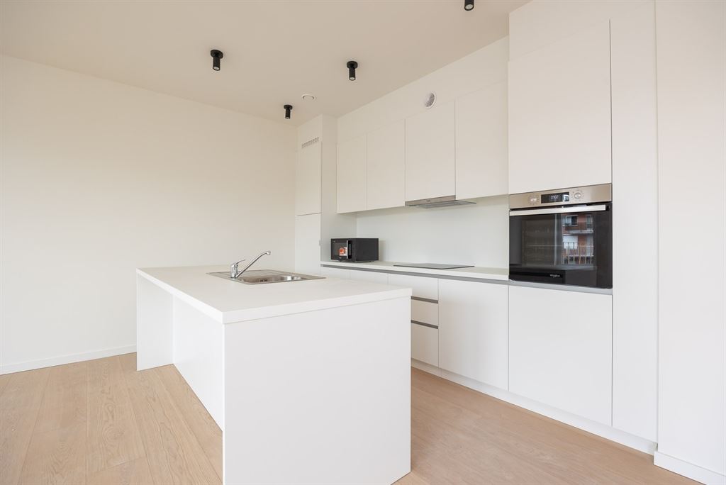 Ruim 3-slaapkamer appartement met luxe afwerking - foto 5