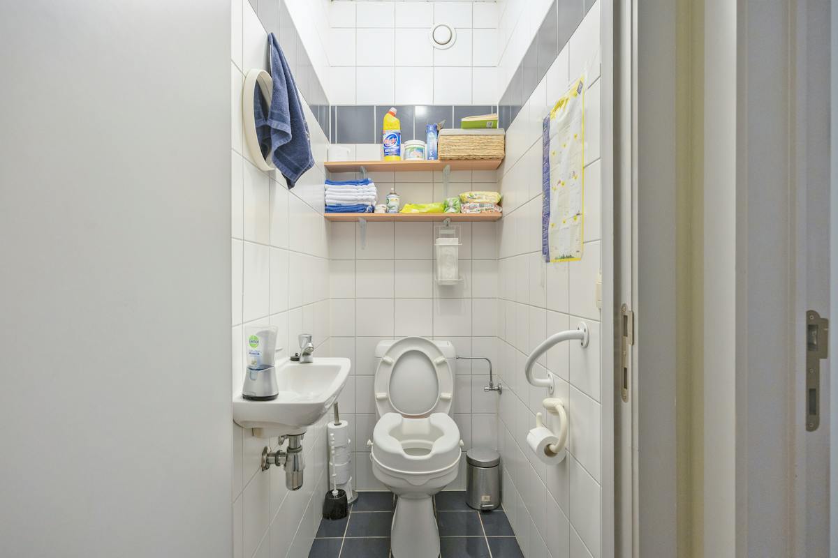 Gelijkvloers appartement met 2 slaapkamers te koop in Gooreind! - foto 4