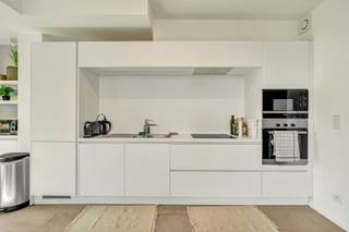 AUDERGHEM – Located on the 3rd floor of a contemporary building developed by Immobel in 2021, facing Parc Sény and within immediate proximity...