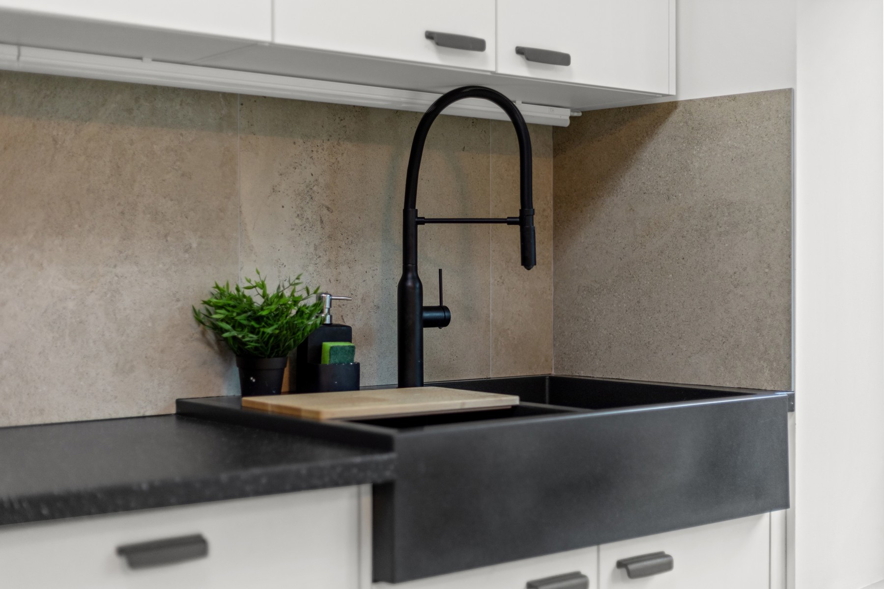 NIEUWE VOORWAARDEN - Opbrengsteigendom met 3 entiteiten - foto 3