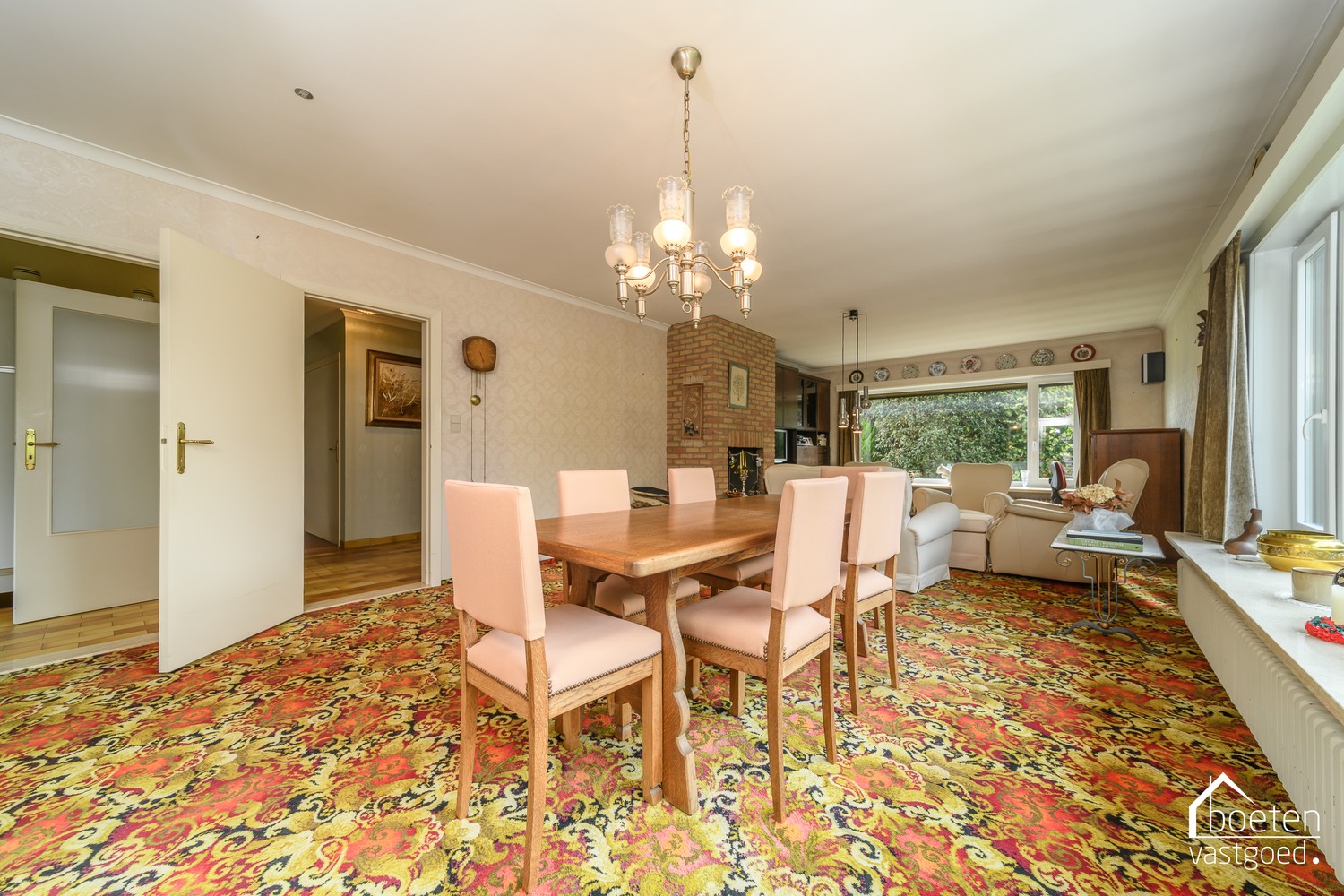 Veurne: Open bebouwing met 3 slaapkamers (waarvan 1 gelijkvloers, alsook de badkamer), garage en onderhoudsvriendelijke tuin op 438 m² grondoppervlakte. - foto 5