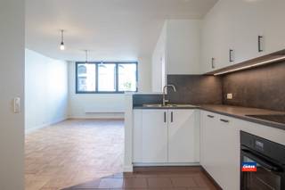 2640 MORTSEL | INSTAPKLAAR GELIJKVLOERSAPPARTEMENT MET TWEE SLAAPKAMERS EN PRIVATIEVE TUIN | ZEER GUNSTIG GELEGEN OP HET GELIJKVLOERS VAN KLEIN...