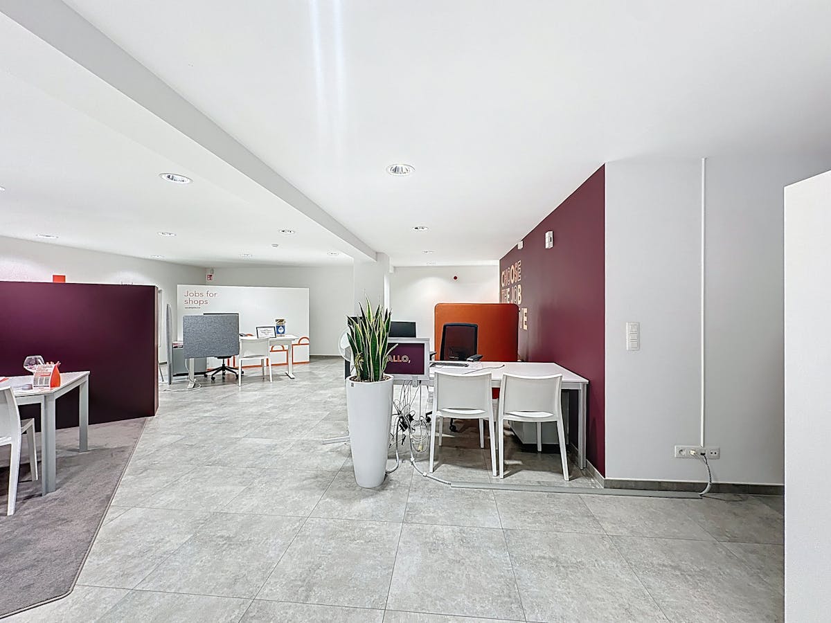 Kantoorruimte van ca. 165 m² te huur op een toplocatie in Waregem - foto 4