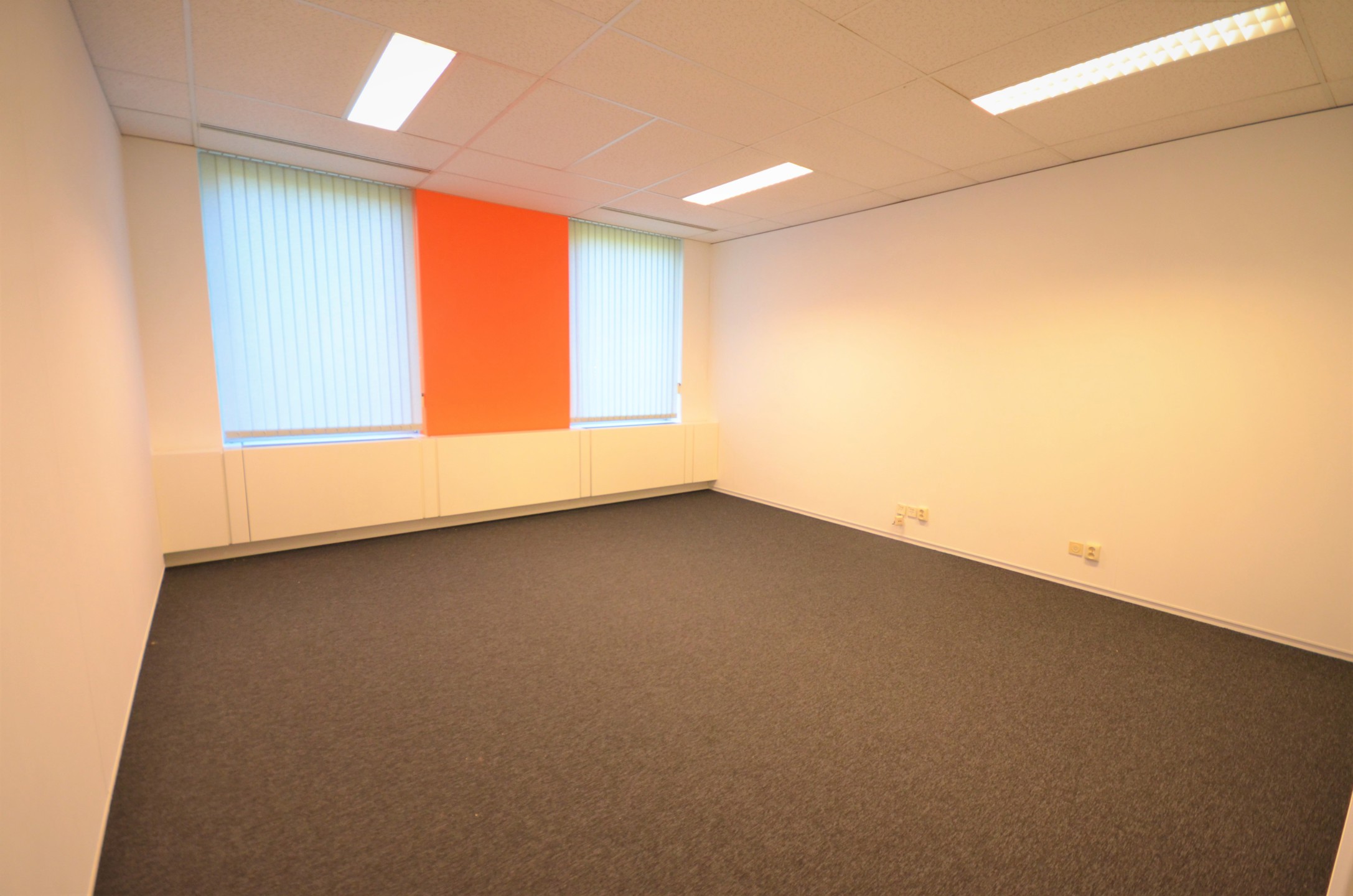 TE KOOP - Kantoorruimte op Waterloo Office Park K - foto 4