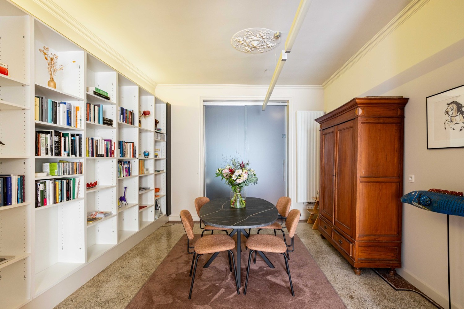 Karaktervolle herenwoning (310 m²) met GARAGE en loftverdieping in het hart van Aalst - foto 4
