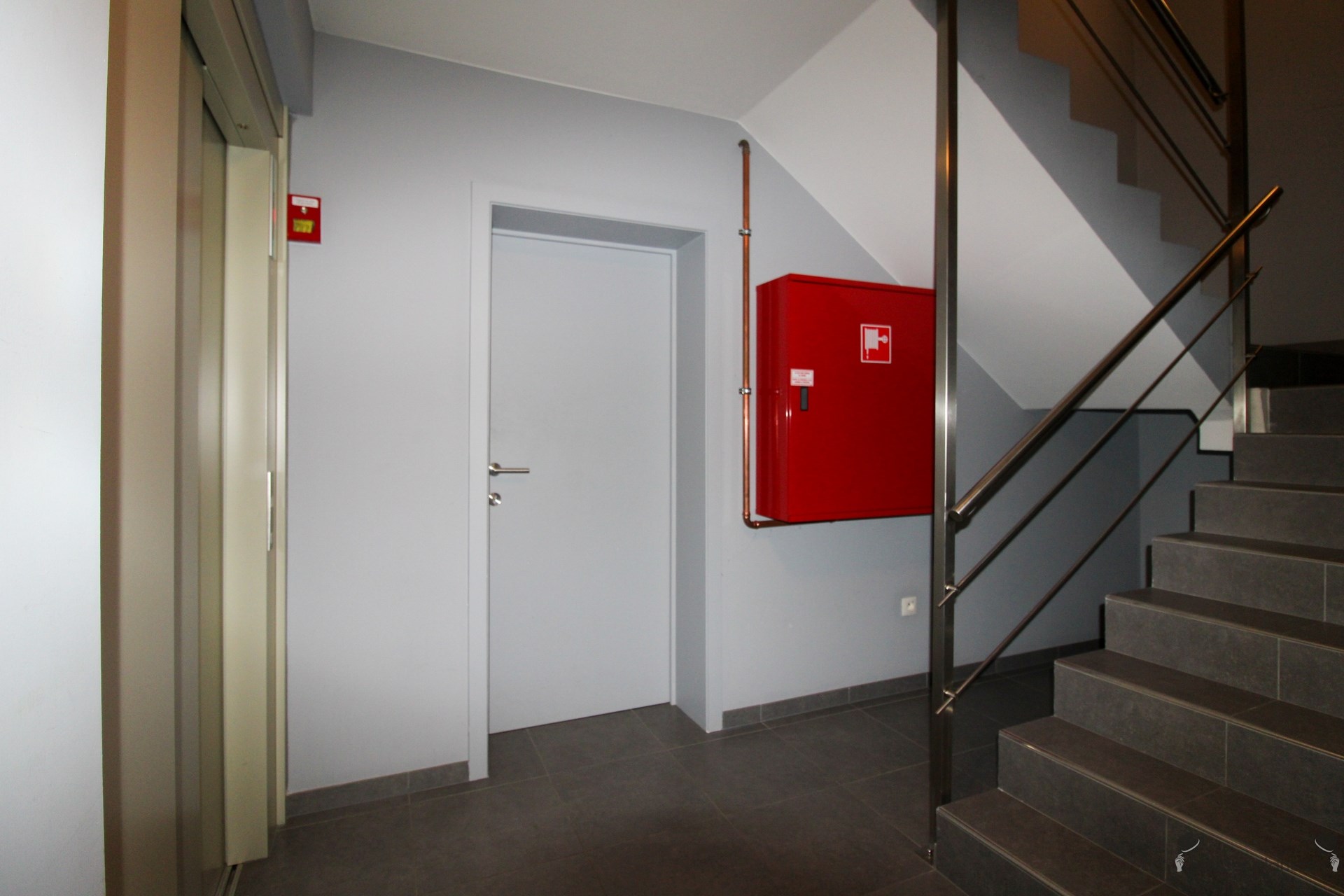 appartement op 2e verdieping met terras en autostaanplaats - foto 3