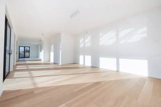 BRUSSEL, fantastisch gelegen penthouse op de 6de verdieping van de residentie UNIQ. Gelegen naast het Sint-Katelijneplein, in het bruisende deel...