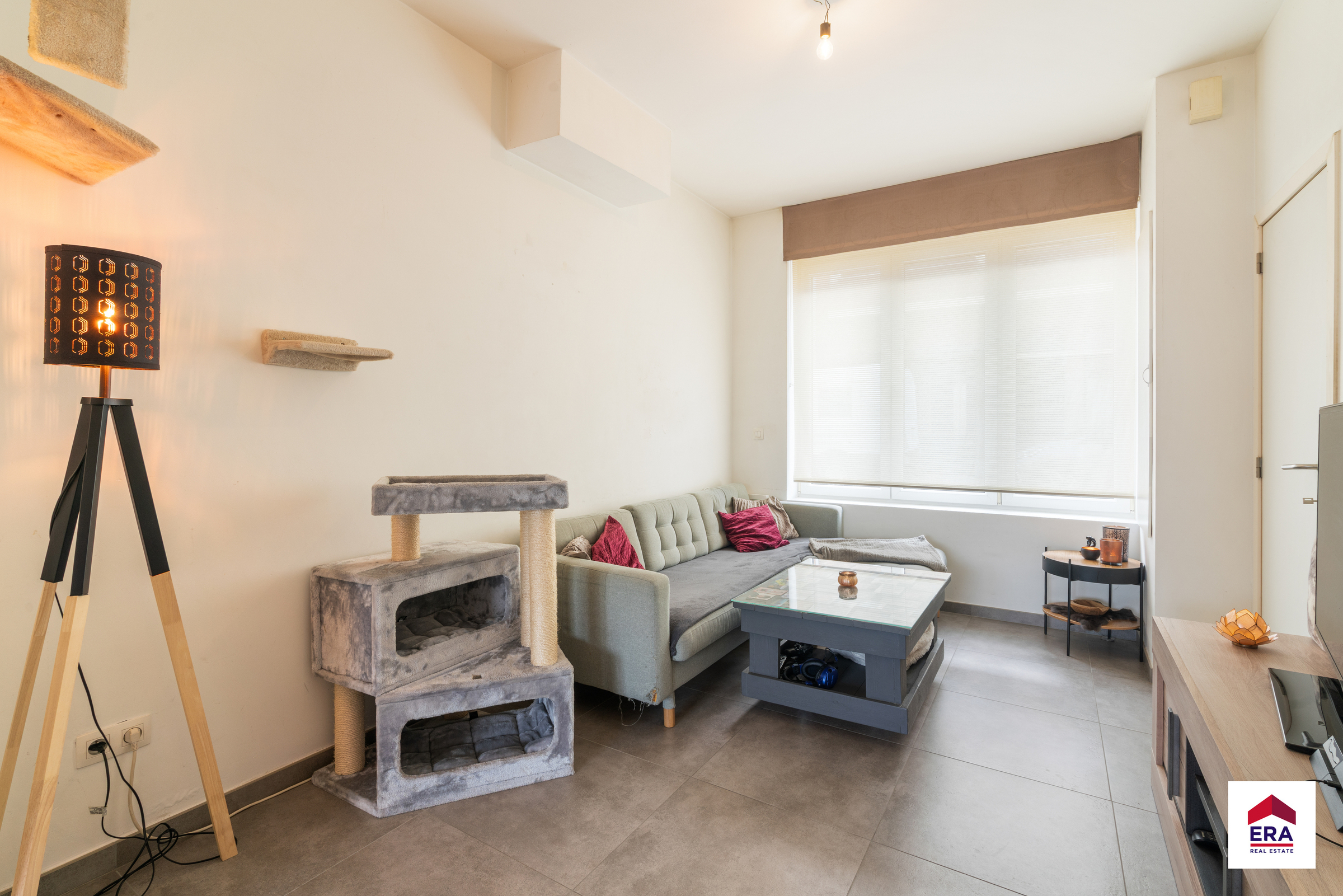 Recent gerenoveerde woning op een topligging in Tielt! - foto 3