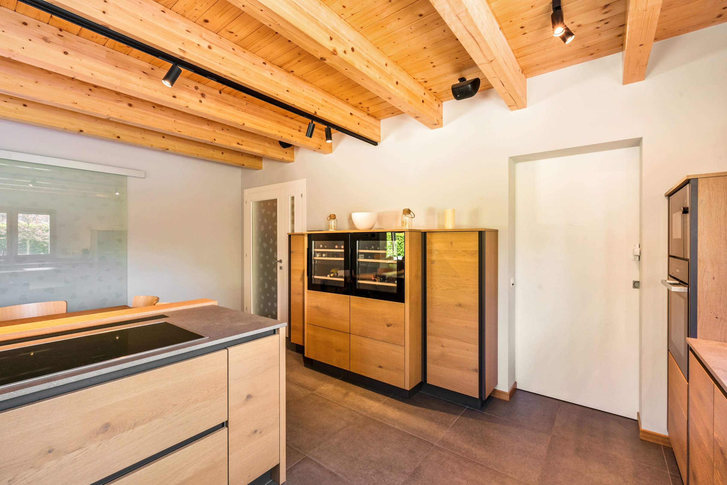 Zeer recente energiezuinige villa met bijgebouw - foto 5