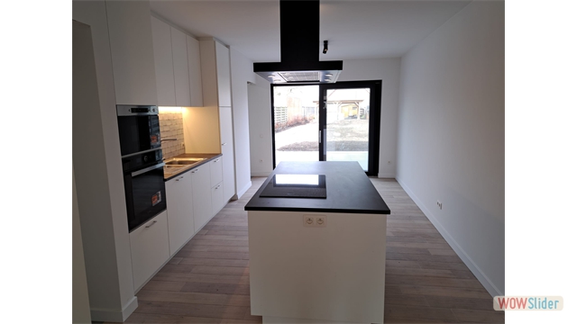 Een mooi gerenoveerde woning met terras, tuin en dubbele carport - foto 5