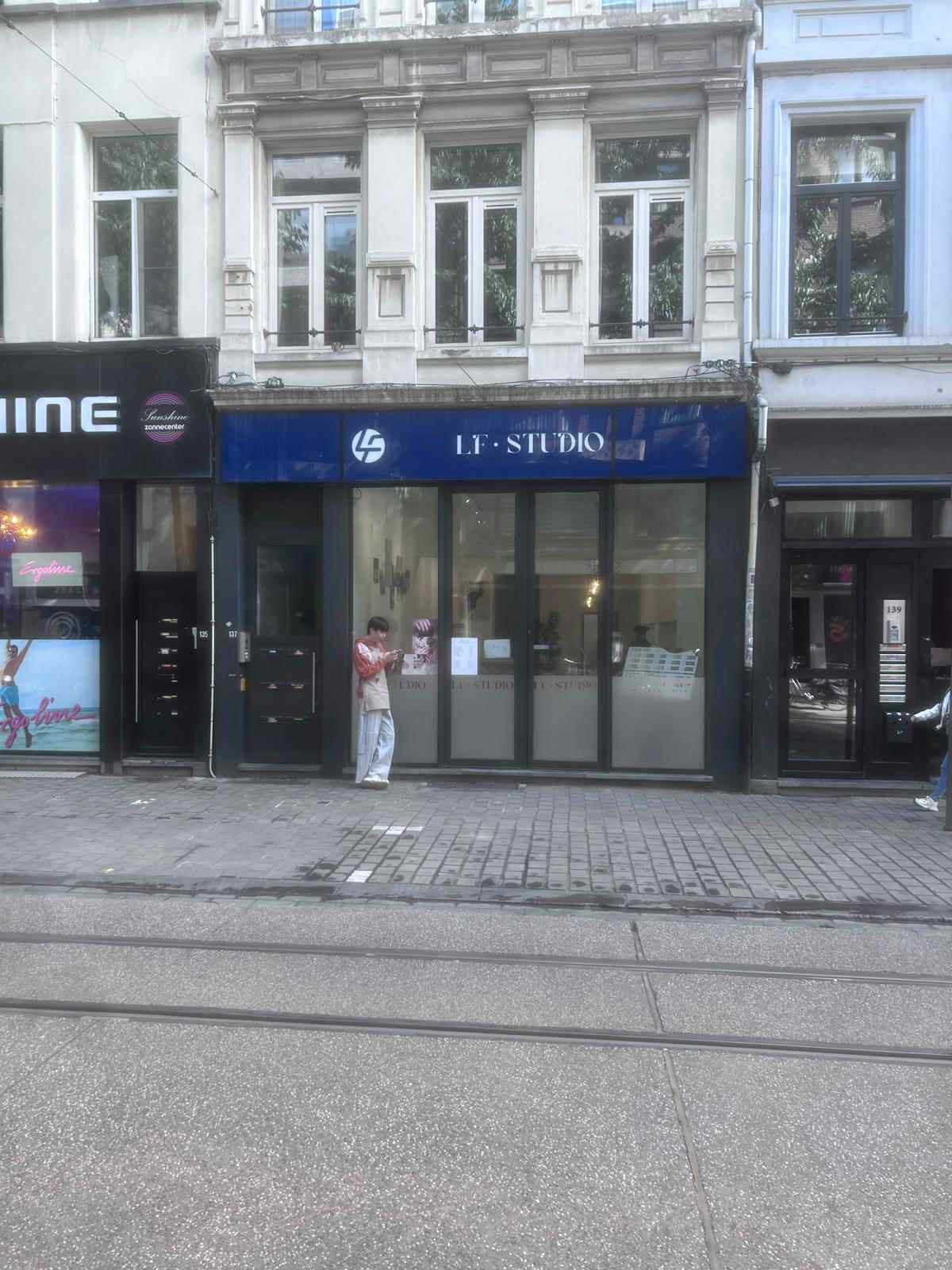 COMMERCIEEL GELIJKVLOERS NATIONALESTRAAT ANTWERPEN - foto 1