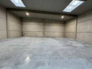 ALGEMEENNieuwbouw Bedrijvenpark Ter Biest, perfect gepositioneerd in het hart van Sint-Truiden, te midden van de betoverende landschappen van...