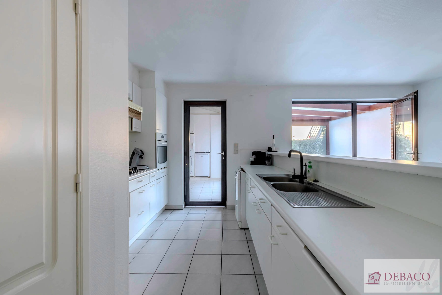 Ruime woning met 4 slaapkamers en tuin in centrum Herenthout! - foto 5