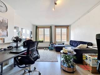 Dit charmante appartement in Brugge biedt een ideale combinatie van comfort en locatie. Het appartement biedt 1 ruime slaapkamer en een...