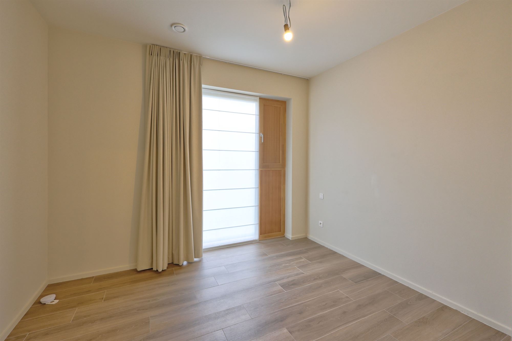 Recent gelijkvloers appartement met 2 slaapkamers en tuintje  - foto 5