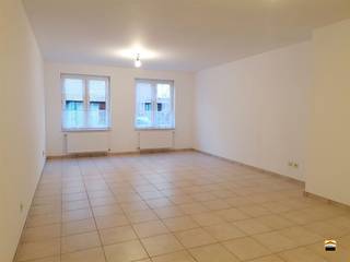 Centraal gelegen, gelijkvloers 1 slaapkamer appartement. Het appartement is gelegen op wandelafstand van de grote markt.Alle nodige voorzieningen...