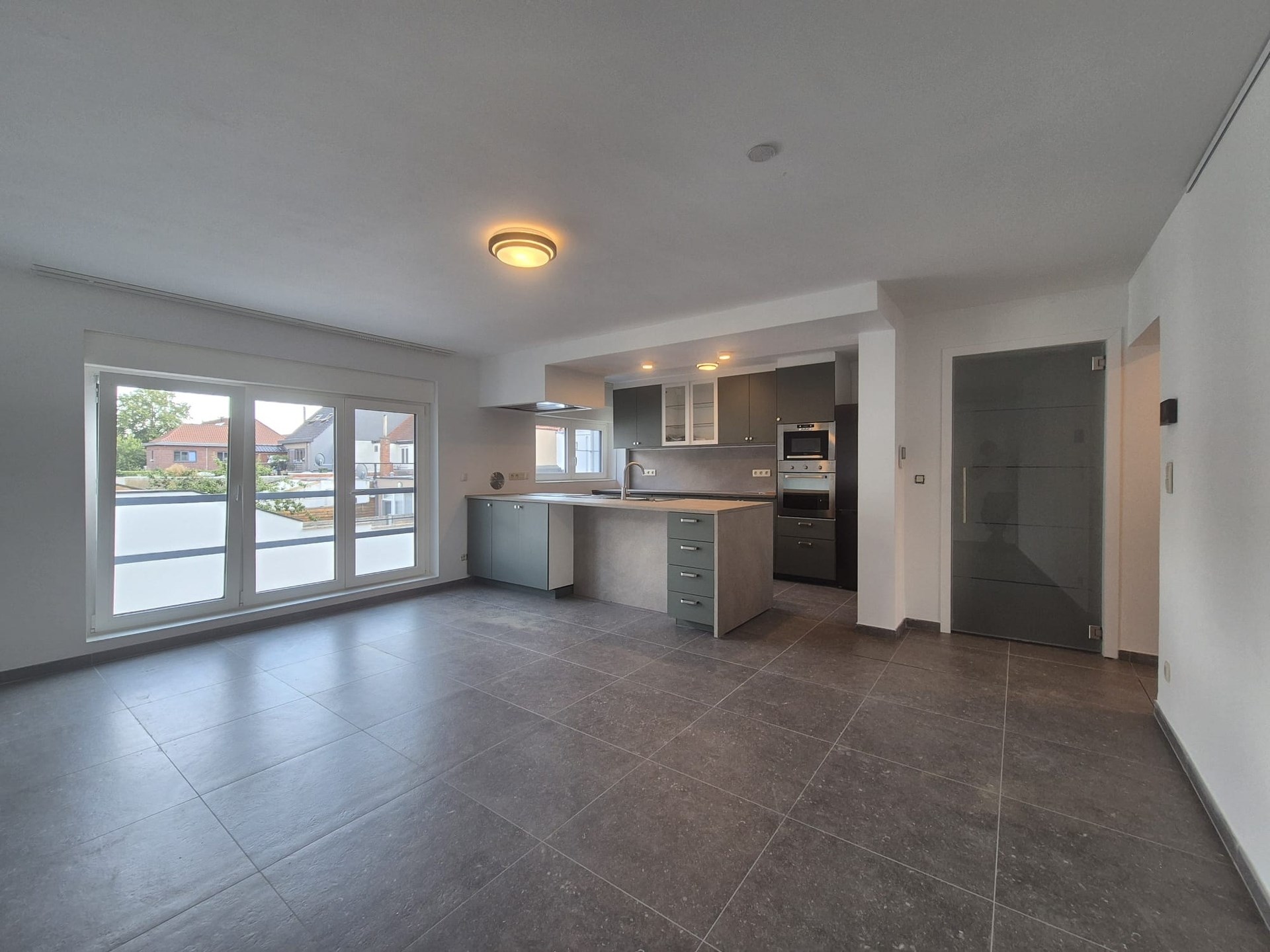 Volledig gerenoveerd energiezuinig appartement met 1 slaapkamer, rustig gelegen aan het bos van Wetteren - foto 2