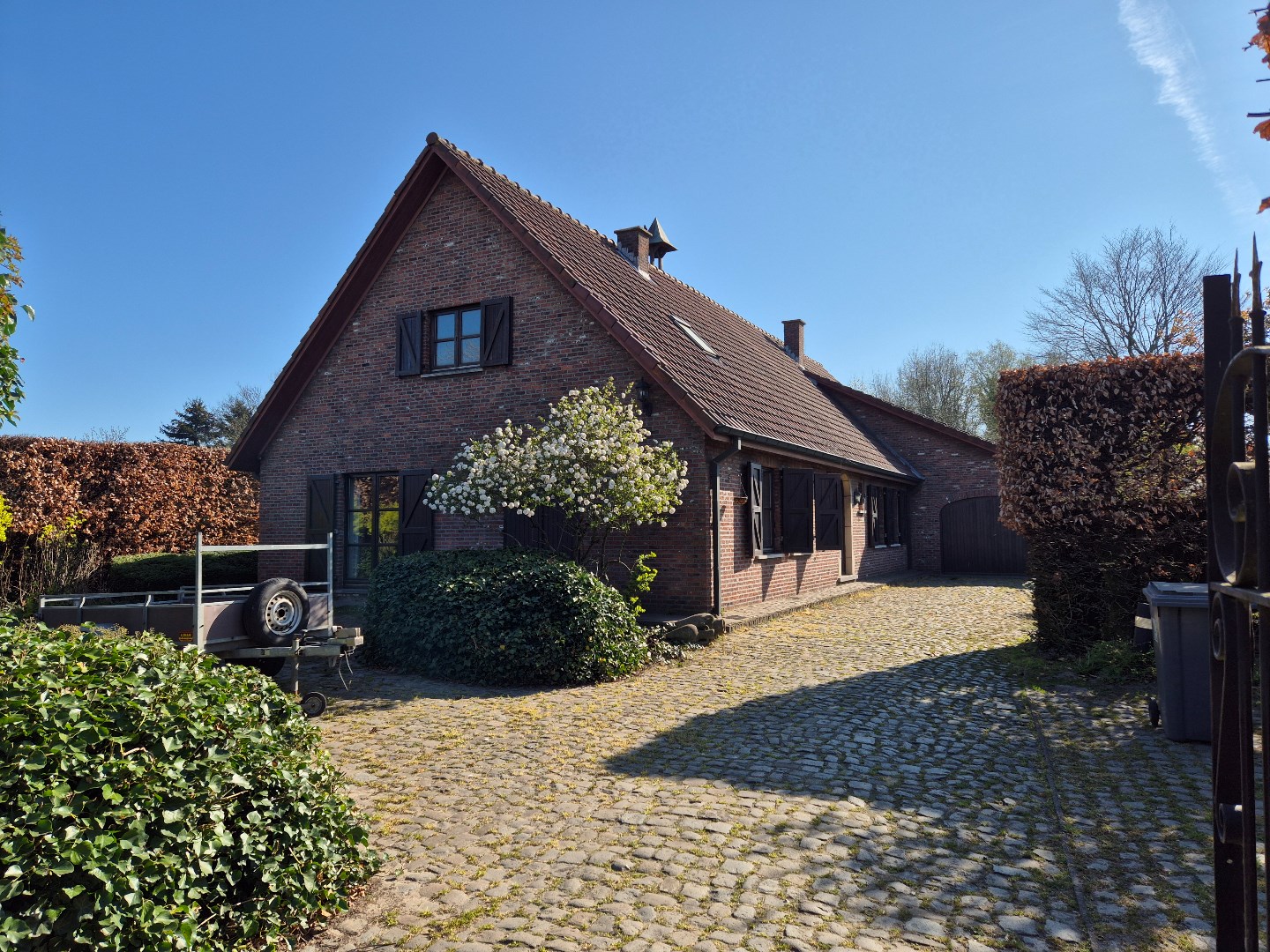 Riante villa op groot perceel in Wachtebeke - foto 2
