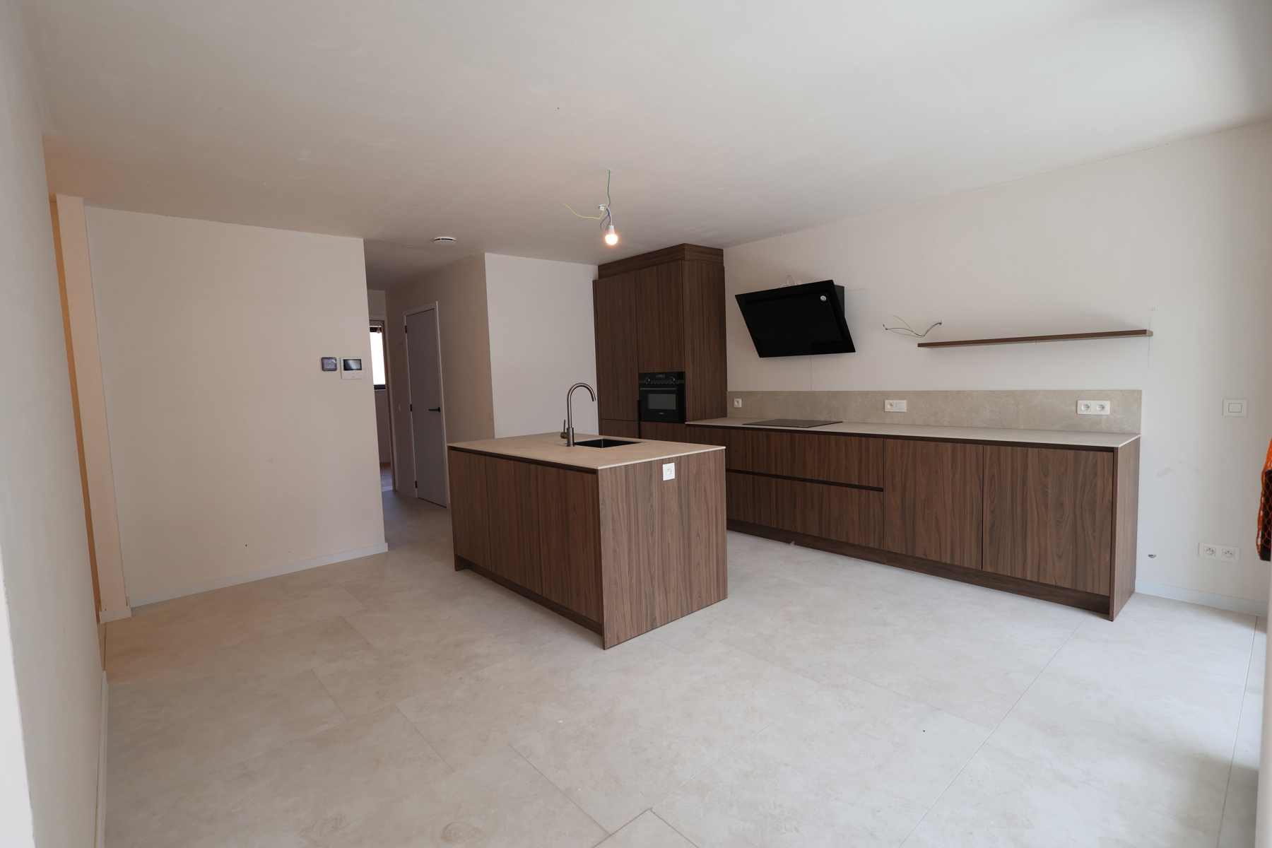 Nieuwbouw appartement op de 1ste verdieping van 84m² met 2 slaapkamers en terras. - foto 4