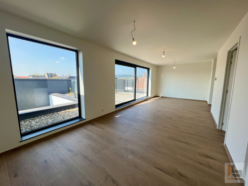 Klassevolle appartementen met terras  op de Grote Markt van Ronse - foto 4