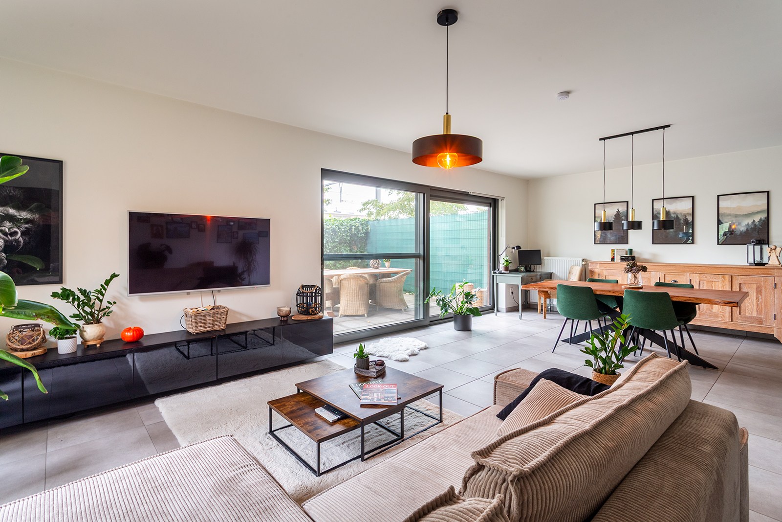 Instapklaar 3-slaapkamer appartement met tuin en moderne afwerking - foto 1